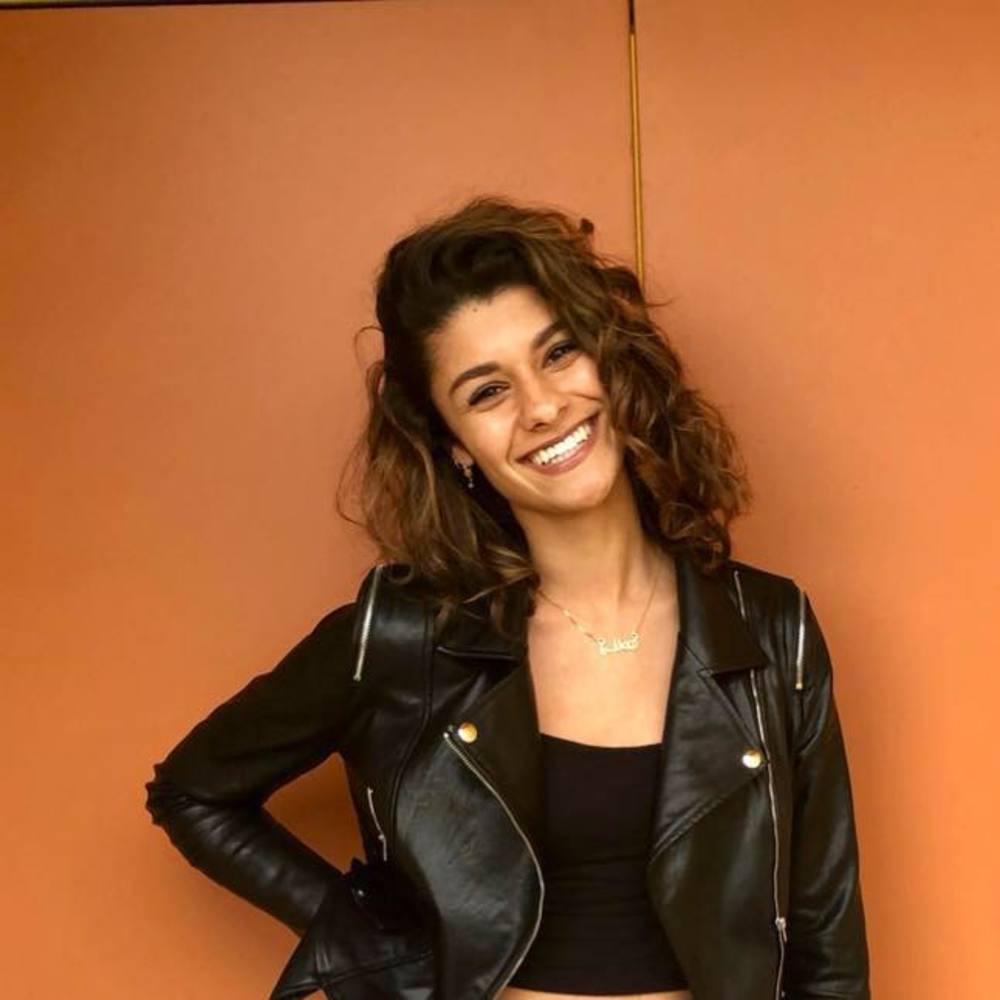 Meet your Posher, Priya